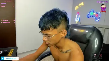 loistwink_ webcam model stream image