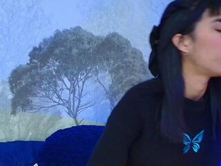 Haru Tsuki webcam model stream image