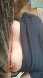 almondwithlove webcam model stream image