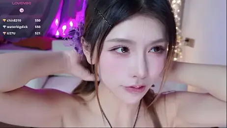 Kiki--2025 webcam model stream image