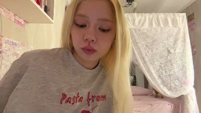 SybleFazekas webcam model stream image