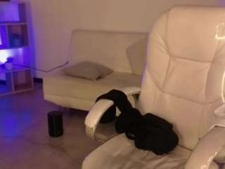 niicole-fox2 webcam model stream image