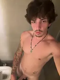 KozyrOffi webcam model stream image