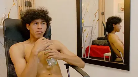 Zayn_Fox32 webcam model stream image