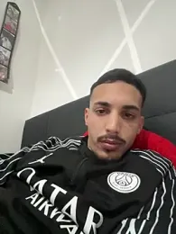 piccolo2002 webcam model stream image