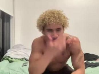 kingzosh webcam model stream image