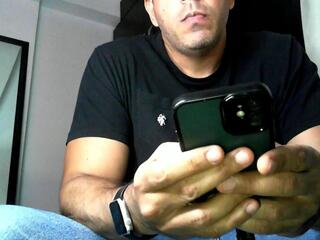 Matthew Fire webcam model stream image