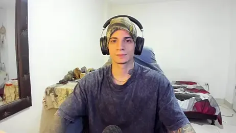 Balo_lovers webcam model stream image