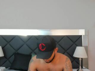 Jax Maxwell webcam model stream image