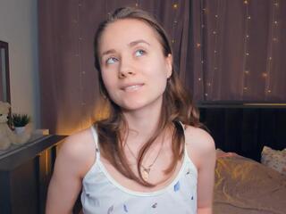 Laurette Gensler webcam model stream image