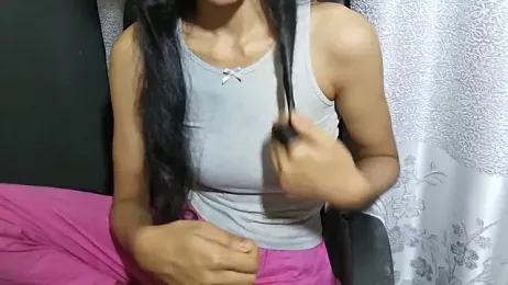 Shiuli_b webcam model stream image