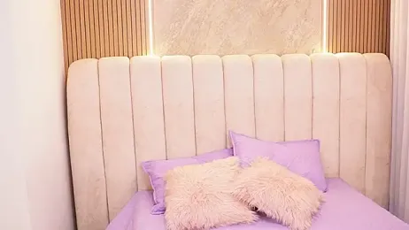 emyli_sw_ webcam model stream image