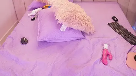 emyli_sw_ webcam model stream image