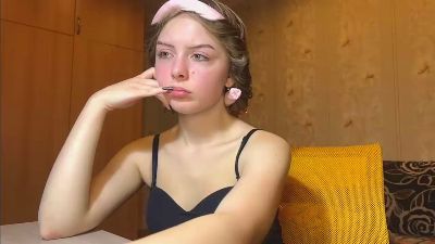 GennieSolinger webcam model stream image