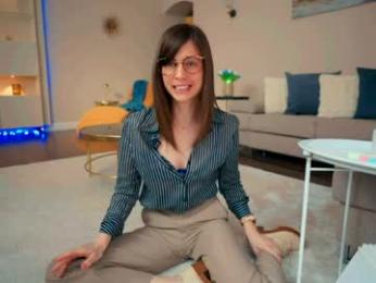 newchloe18 webcam model stream image