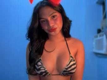 sweet_scarllet12 webcam chaturbate model stream image