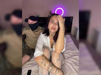bast_and_buckz webcam bongacams model stream image