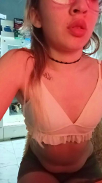 Soylulita webcam model stream image