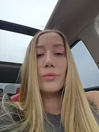 SvetLive webcam stripchat model stream image