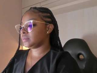 tamarazaki webcam model stream image