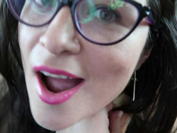 AlicaLovely webcam model stream image