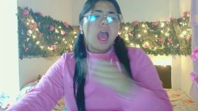 Dulce_cloee webcam model stream image