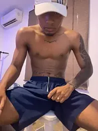 Ydiaz09 webcam stripchat model stream image