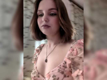 Kikki webcam model stream image