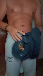 Legolar webcam cam4 model stream image