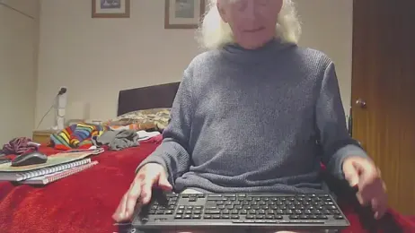 WaverlyKernow webcam model stream image