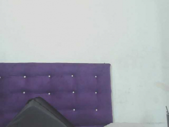 Megansweetcome webcam model stream image