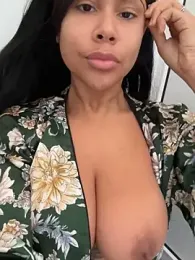 HaileyDiana webcam model stream image