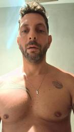 Gr_SexyMan webcam model stream image