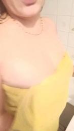 Laetitia69300 webcam model stream image