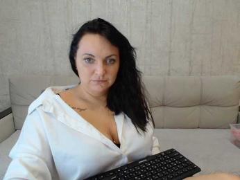 _verrra_ webcam model stream image