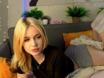 Sonyavibe webcam bongacams model stream image