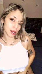 Florcitapole webcam model stream image