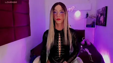 Yaki_Tai webcam model stream image