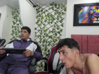 stivenred webcam model stream image