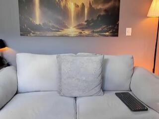 Apolo Makris webcam model stream image