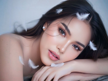 ChandriaDiamond webcam model stream image