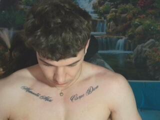 Danny Cuomo webcam model stream image