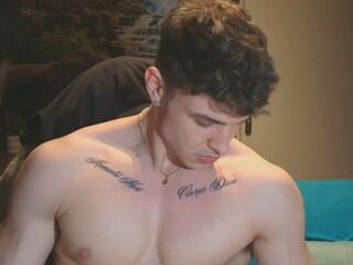 Danny Cuomo webcam model stream image