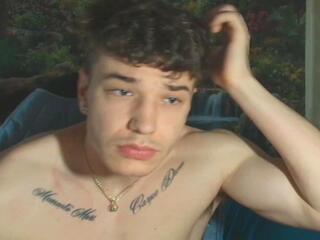 Danny Cuomo webcam model stream image