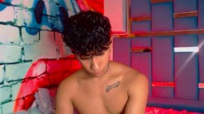 krish_ruselly7 webcam model stream image
