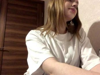 PolinaMins webcam model stream image