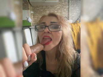 Ritia webcam model stream image