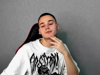 robert10211 webcam model stream image