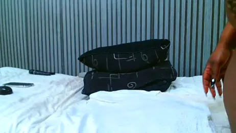 ROYALASS25 webcam model stream image