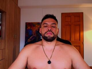 Jerome V webcam model stream image